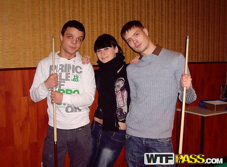 Private Sex Tapes offers a free pic gallery with Vika in sex scene