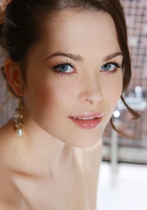 Met Art invite you to explore free xxx photos featuring Amelie B demonstrating perfect body